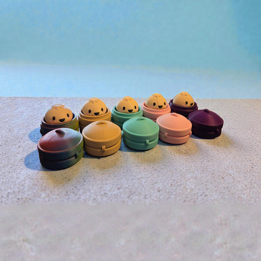 3D Printed Dumpling Fidget Clicker in Steamer Basket | Cute Bao Bun Desk Toy | Kawaii Dim Sum Fidget Toy | Sensory Clicker Gift